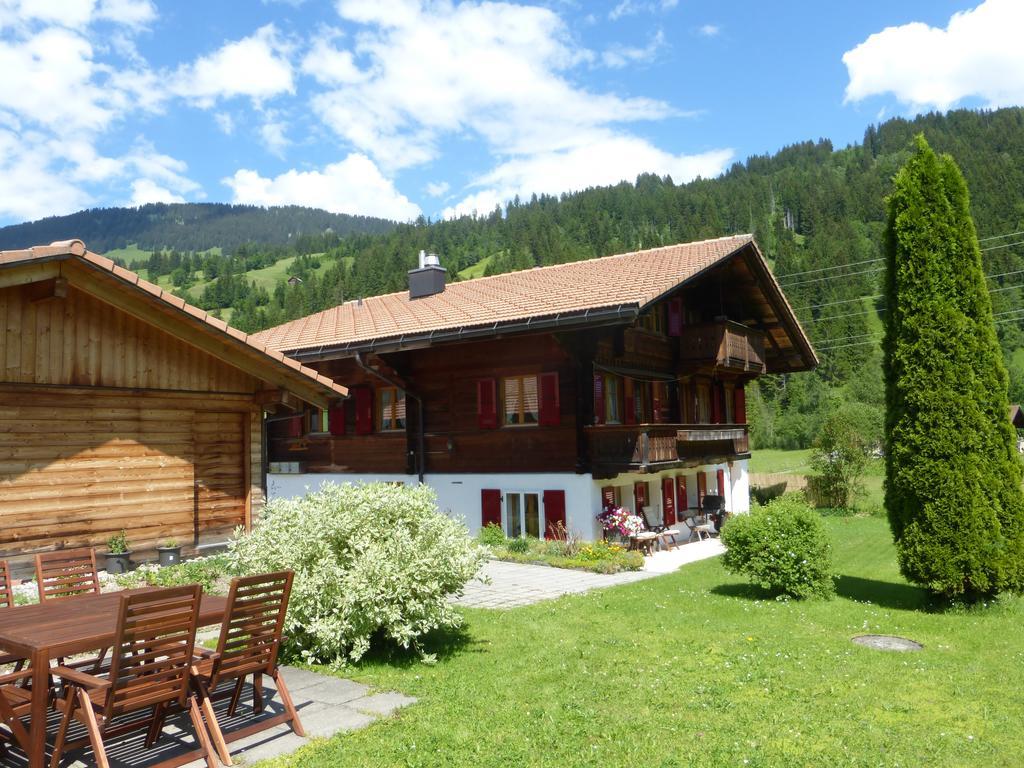 Apartamento Casa Antica Gstaad Exterior foto